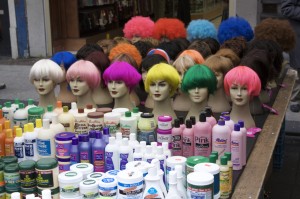 Wigs_and_hair_colour